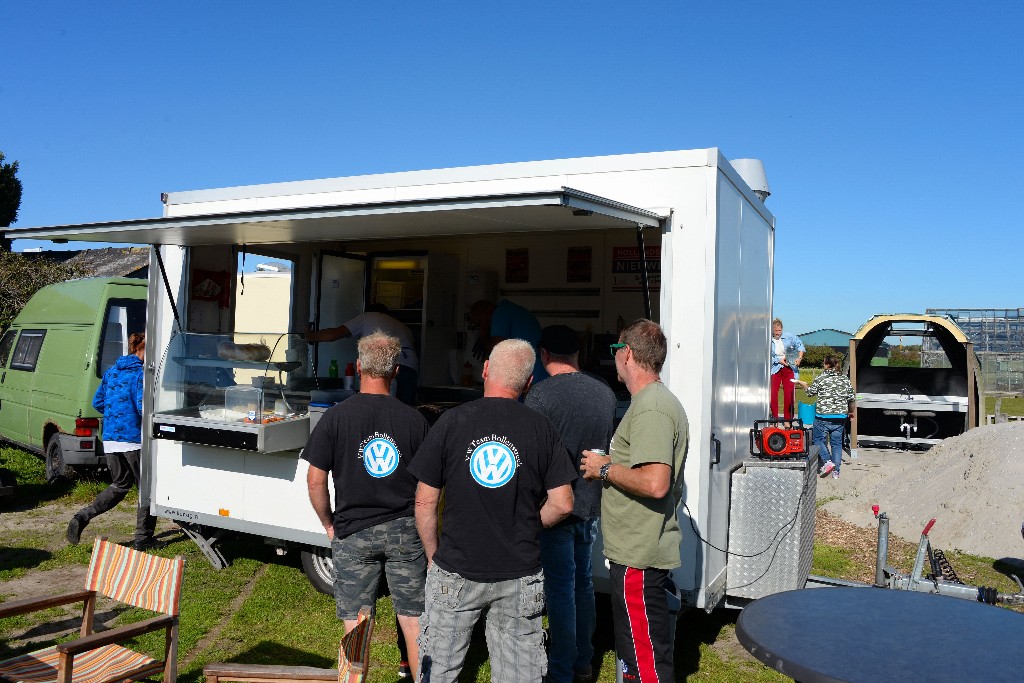 ../Images/Onderdelenmarkt op De Strandwal 008.jpg